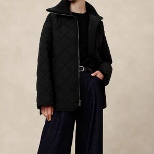 New with tags Banana Republic Oversized Nylon Quilted Jacket in Black